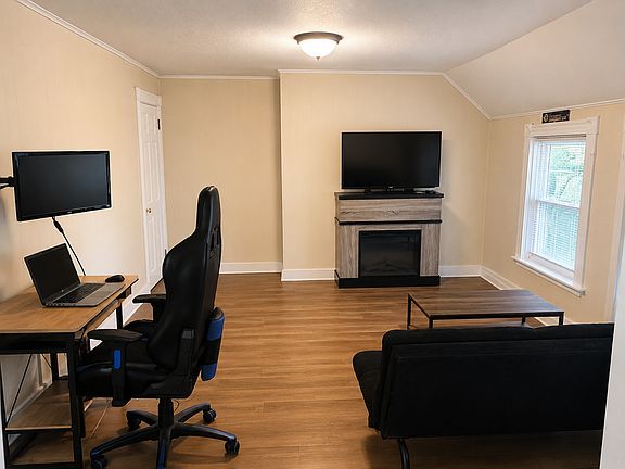 2nd image of 53 Burnside Ave APT 2R