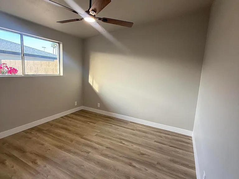 5420 N Granite Reef Rd — Photo 16