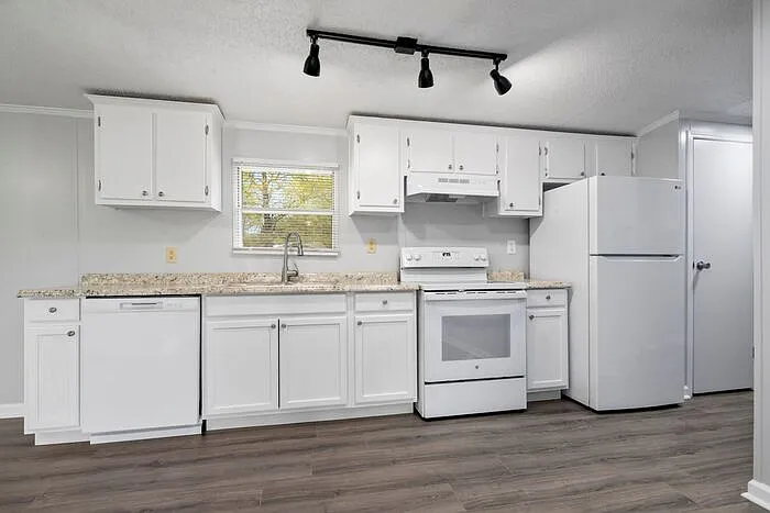 1502 Clan Campbell Dr — Photo 21