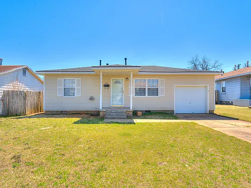 1207 Carol Dr Photo 1