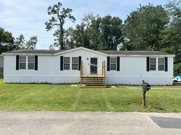 8144 Pin Oak Rd, Tallahassee, FL 32305