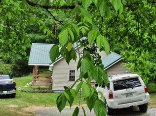 2626 Forest View Rd, Kingsport, TN 37660