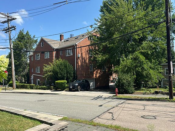 2nd image of 548 Centre St