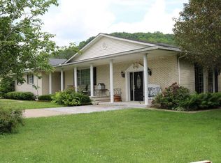 23 Asbury St, Wayne, WV 25570