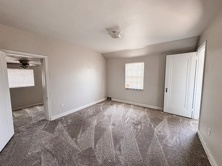 2710 Henderson Rd — Photo 11