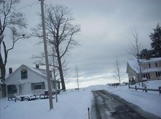 2314 Lakehurst Dr, North Perry, OH 44081