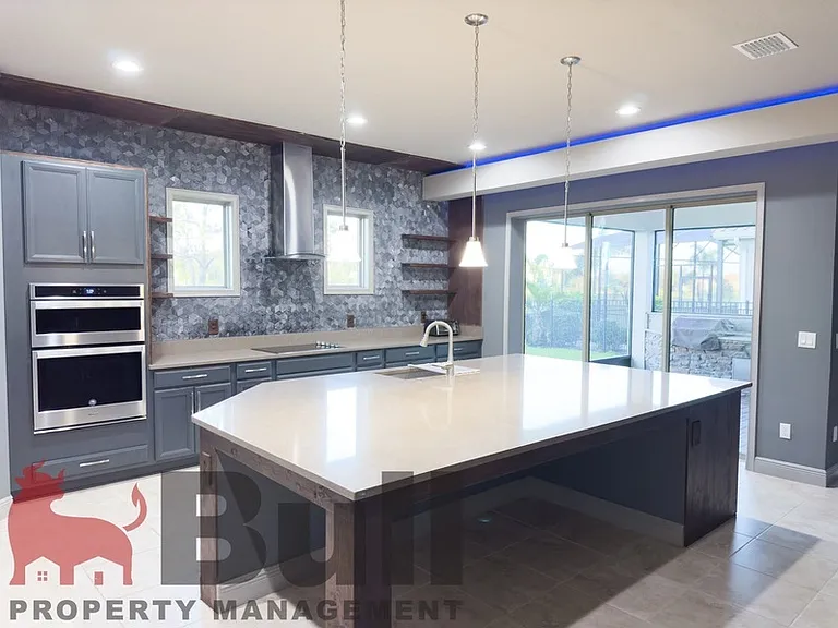 13079 Stanthorne Ave — Photo 5