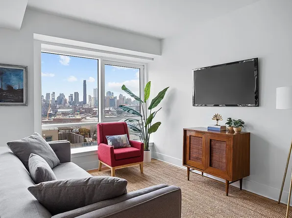440 Kent Ave APT 18F, Brooklyn, NY 11249