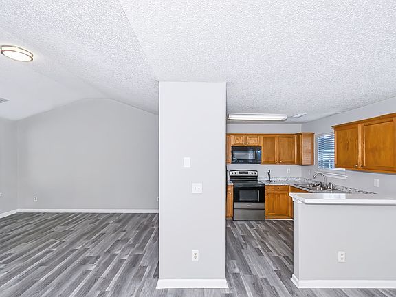 5th image of 3338 Waggoner Way