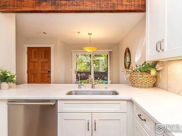 2134 S Walnut St #21B — Photo 8