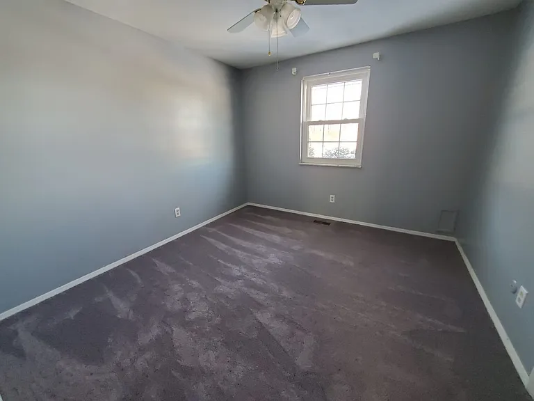 5011 Longford Rd — Photo 13