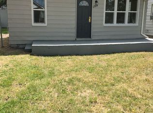 1384 Allen St, Burton, MI
