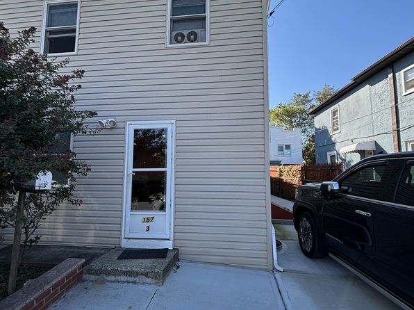 157 Wahl Ave #3