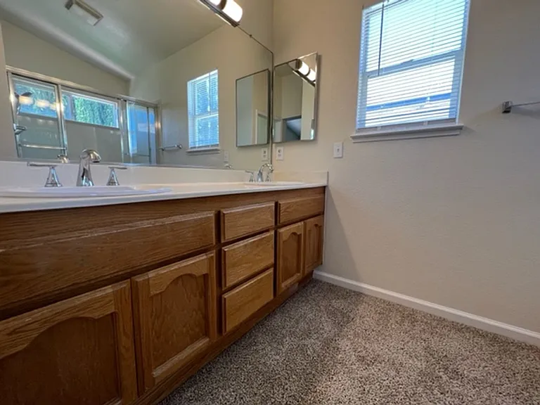 4200 Buckskin Dr — Photo 21