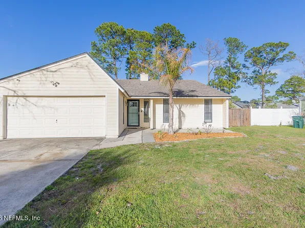 2465 Wattle Tree Rd W, Jacksonville, FL 32246