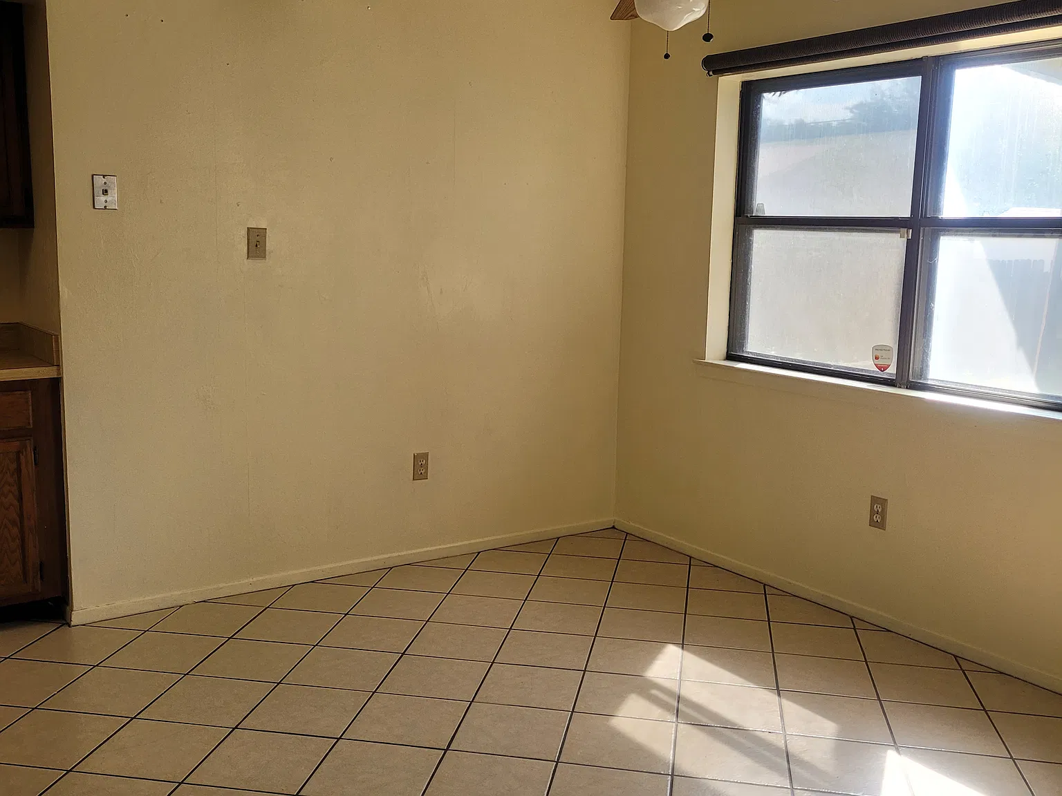 1904 San Saba Ln — Photo 4