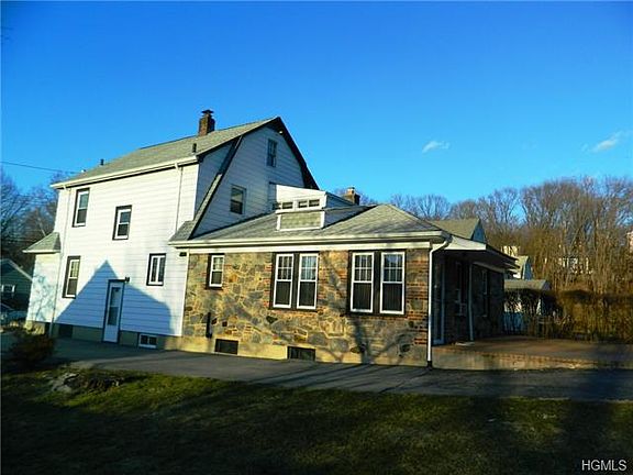 3rd image of 50 Dover Ln