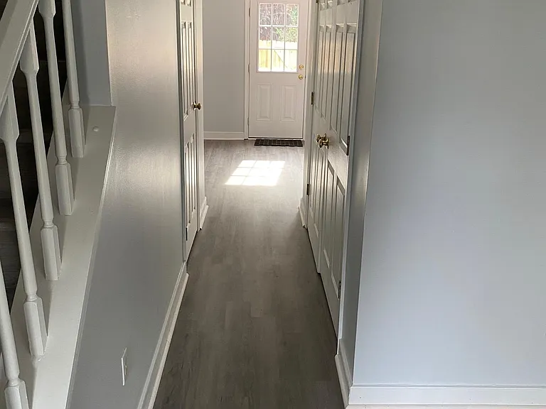 9732 Springfield Woods Cir — Photo 16