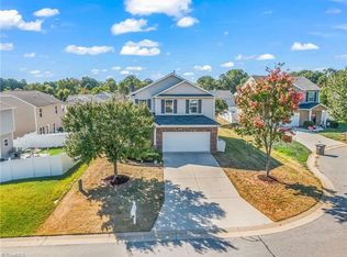 2227 Waverly Dell Dr, Winston Salem, NC 27127