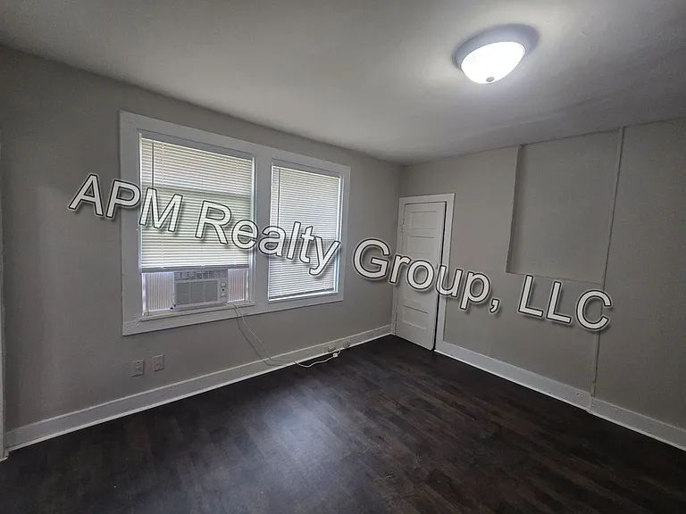 1215 King St — Photo 4