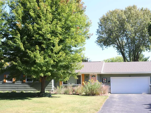 404 N Mowe St, Orfordville, WI 53576
