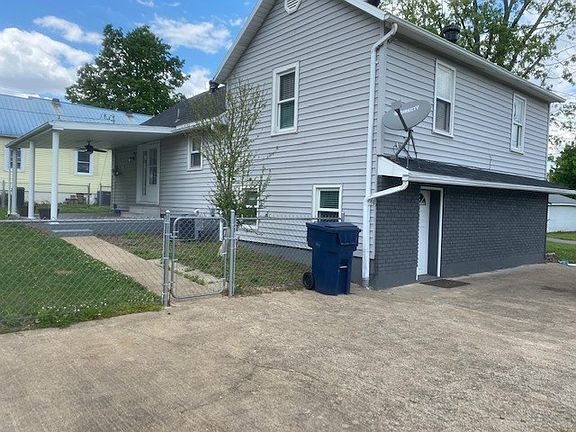 2nd image of 104 Cedar St