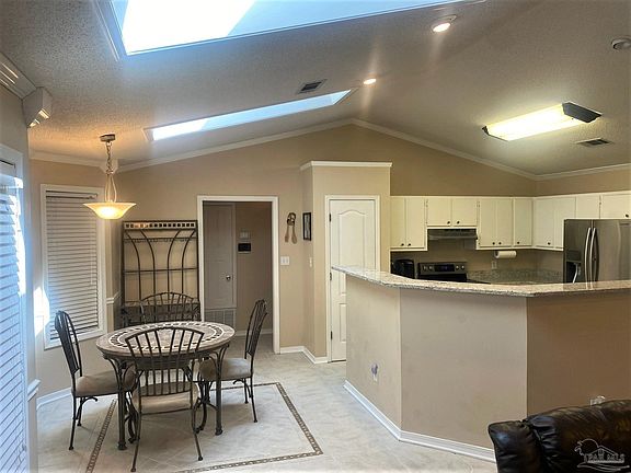 4th image of 8639 Belle Meadow Blvd