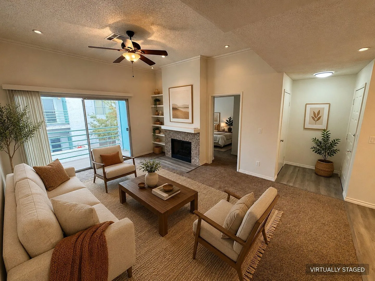 Beautiful 2Bed/2Bath 2nd floor condo located in the Highgate Condos gated community In Summerlin — Photo 2
