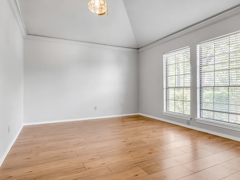 2200 Reading Rd — Photo 13