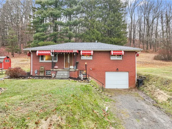 160 Fairlane Blvd, Koppel, PA 16136