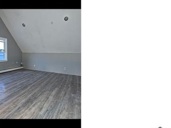 111 Jane St Unit 2