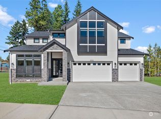 2933 223rd Pl SW, Lynnwood, WA 98036