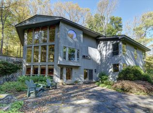 39 Blunt Rd, Egremont, MA 01230