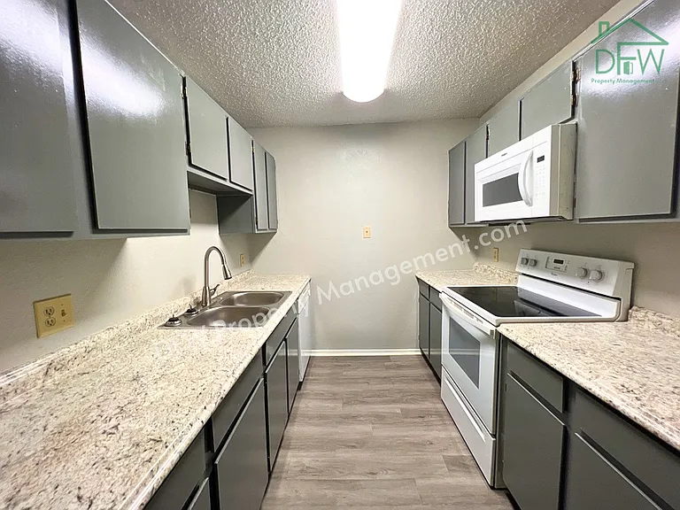219 Fry St #4 — Photo 6