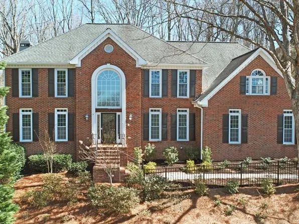 4409 Windsor Oaks Cir, Marietta, GA 30066
