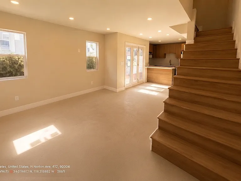 5019 Elmwood Ave #5019 — Photo 3