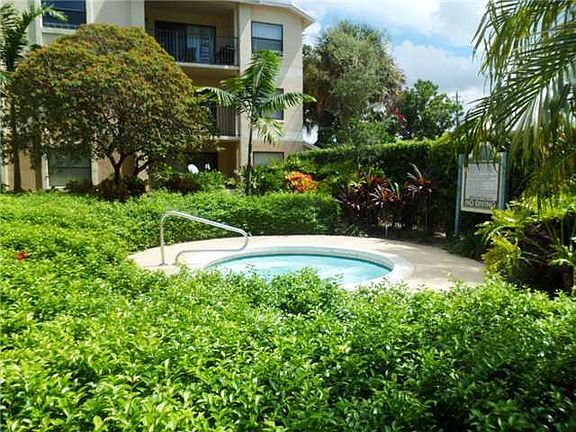 5th image of 9999 Summerbreeze Dr APT 704
