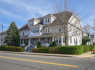 406 Front St #1, Chicopee, MA 01013