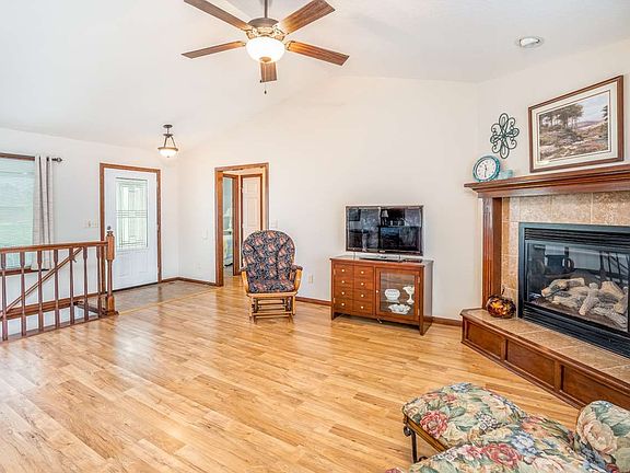 2nd image of 8345 E Old Mill Ct