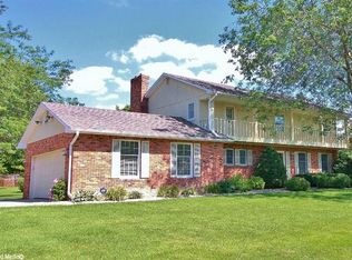 1414 Hickory Hollow Dr, Flint, MI