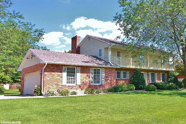 1414 Hickory Hollow Dr photo 1