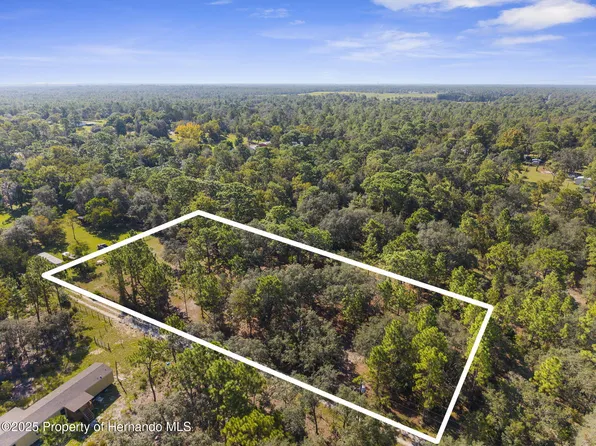 5634 W Classic Ln, Homosassa, FL 34446