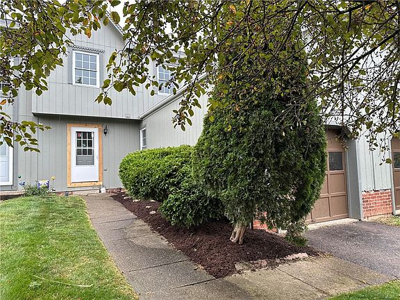 2nd image of 922 Sunset Cir