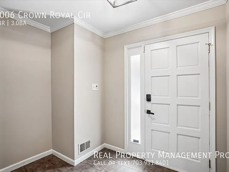 6006 Crown Royal Cir — Photo 2