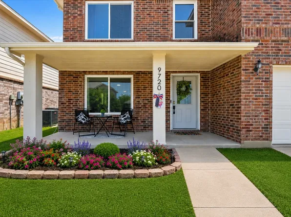 9720 Manassas Rd, Fort Worth, TX 76177