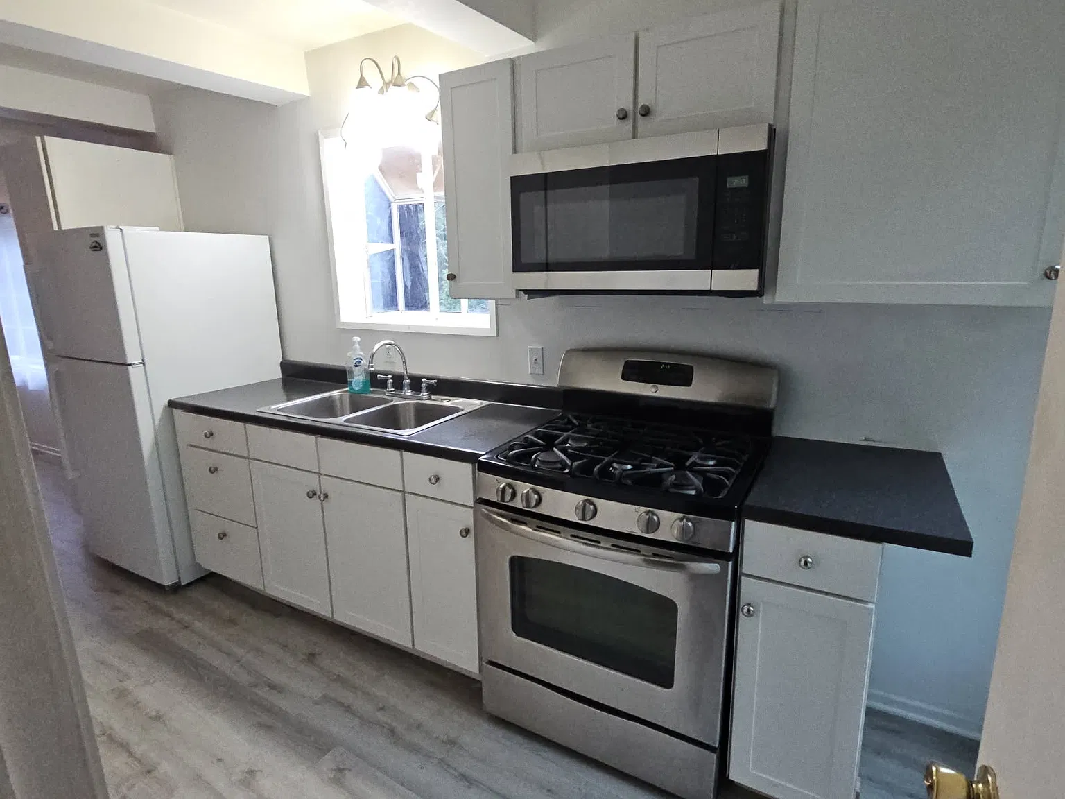 1 bed, 600 sqft, $1,499 — Photo 1