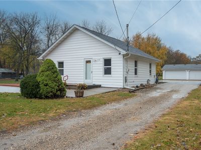3918 E 32nd St, Des Moines, IA, 50317