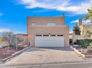 688 Lakeview Cir SE, Rio Rancho, NM 87124
