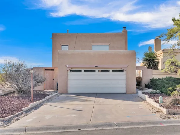 688 Lakeview Cir SE, Rio Rancho, NM 87124