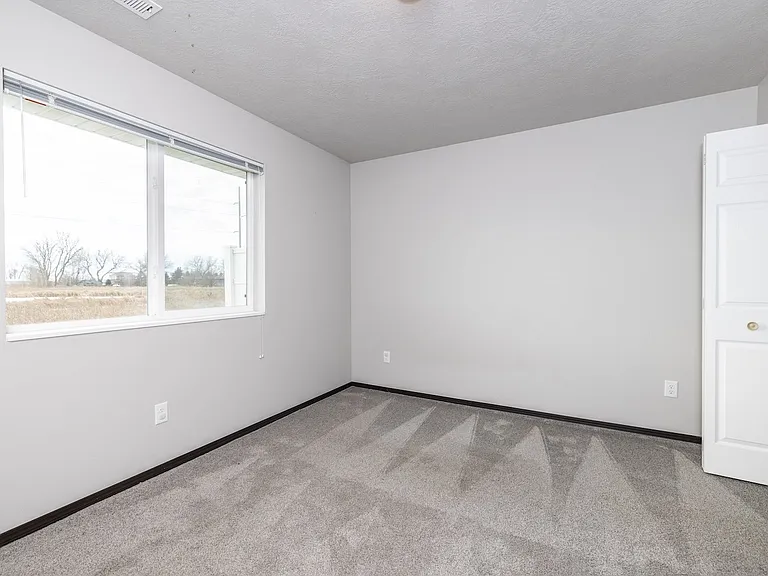 Foxtail Creek Townhomes — Photo 9